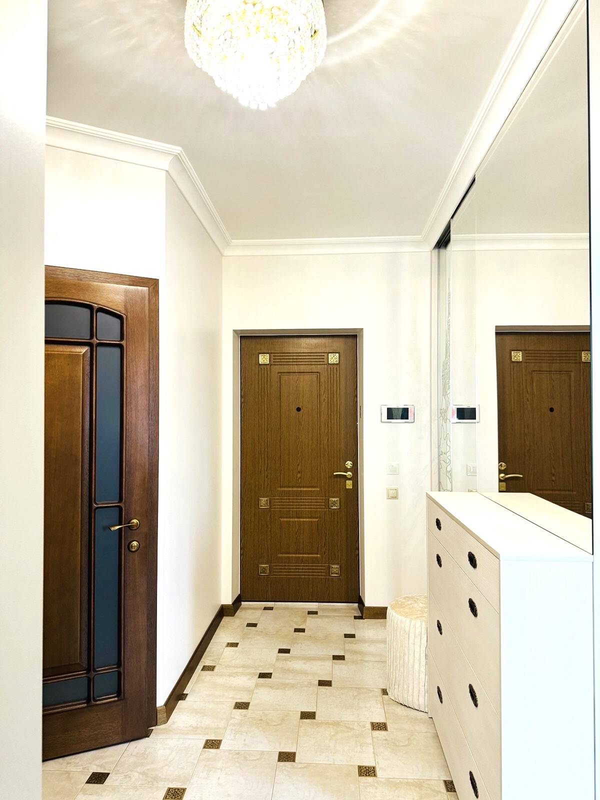 Продаж 2-кімнатної квартири 72 м², Феодосійський пров., 14