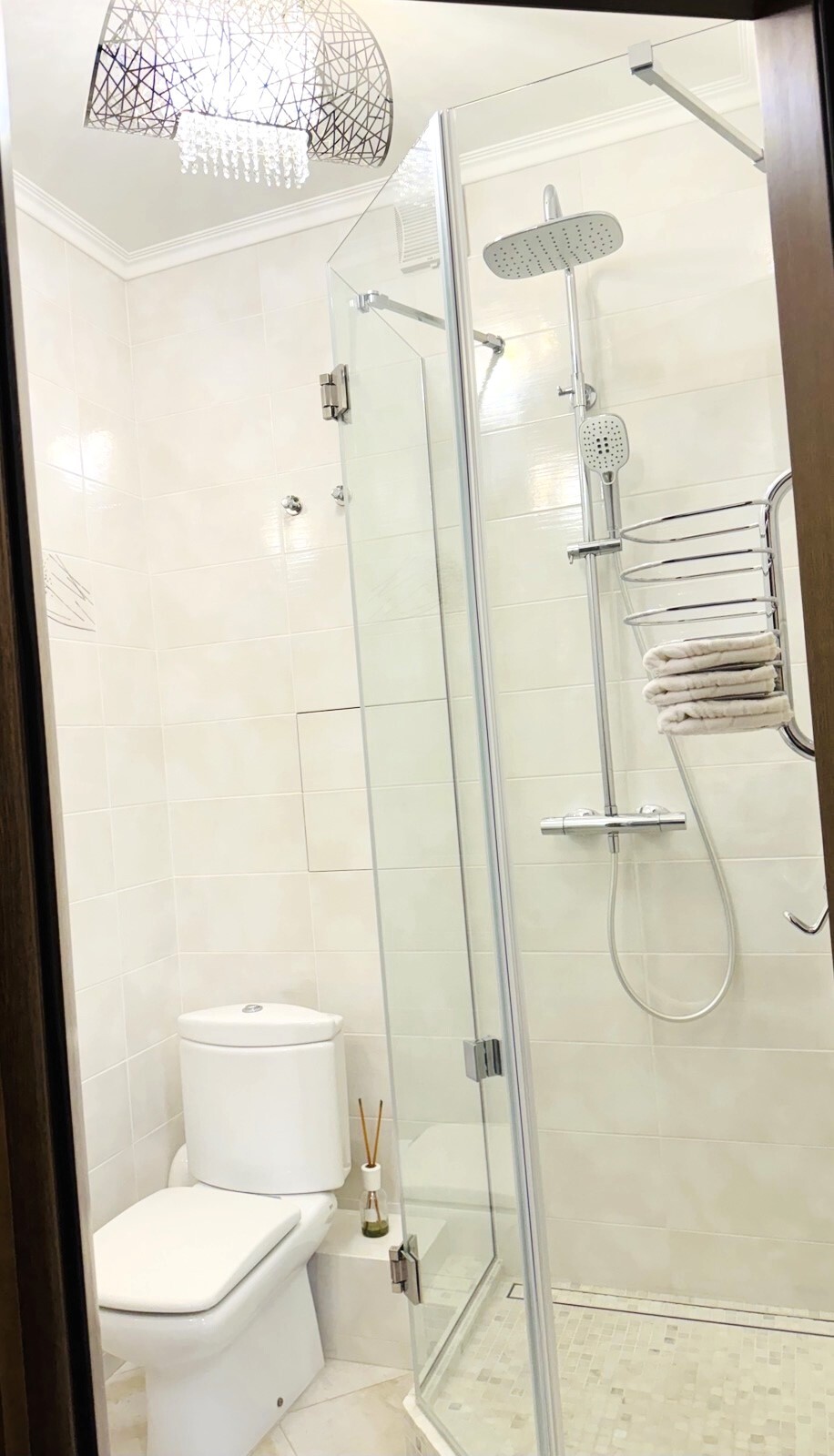 Продаж 2-кімнатної квартири 72 м², Феодосійський пров., 14