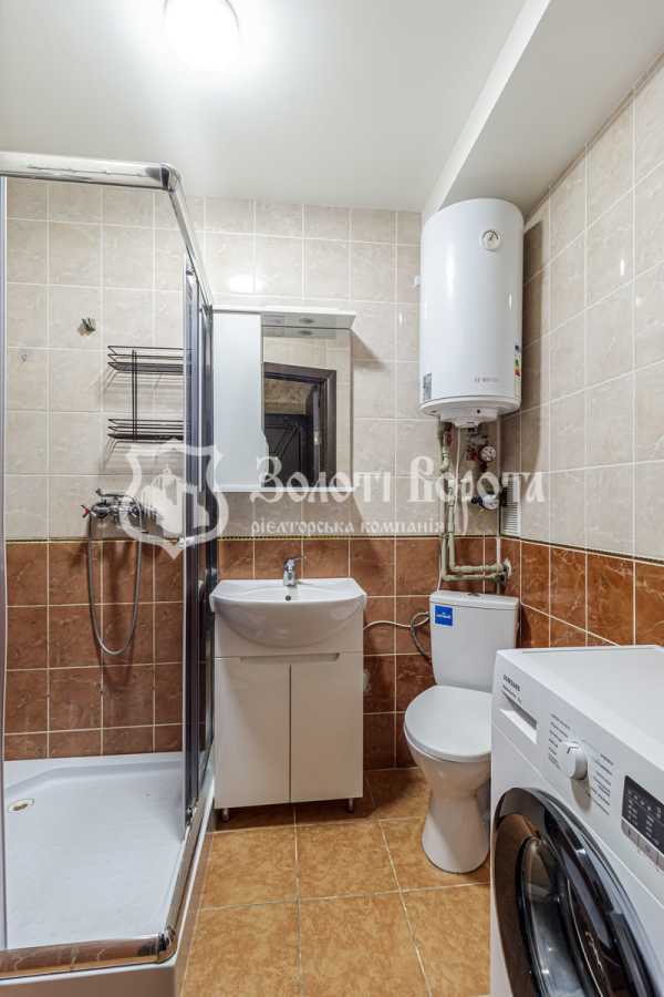 Продажа 2-комнатной квартиры 41.2 м², Русановский бул., 4
