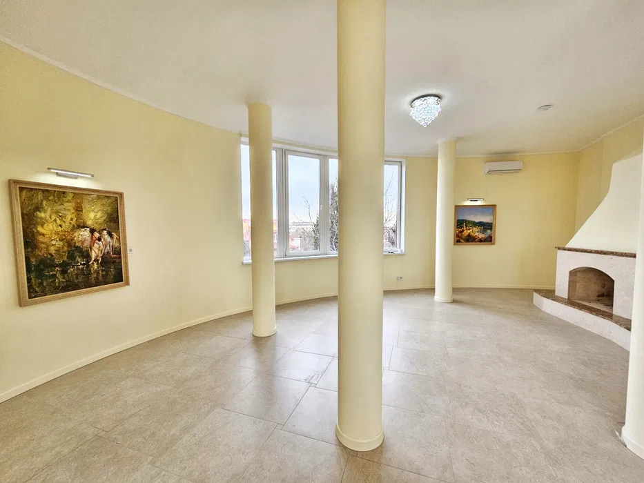 Аренда дома 550 м², Добрый Путь ул.