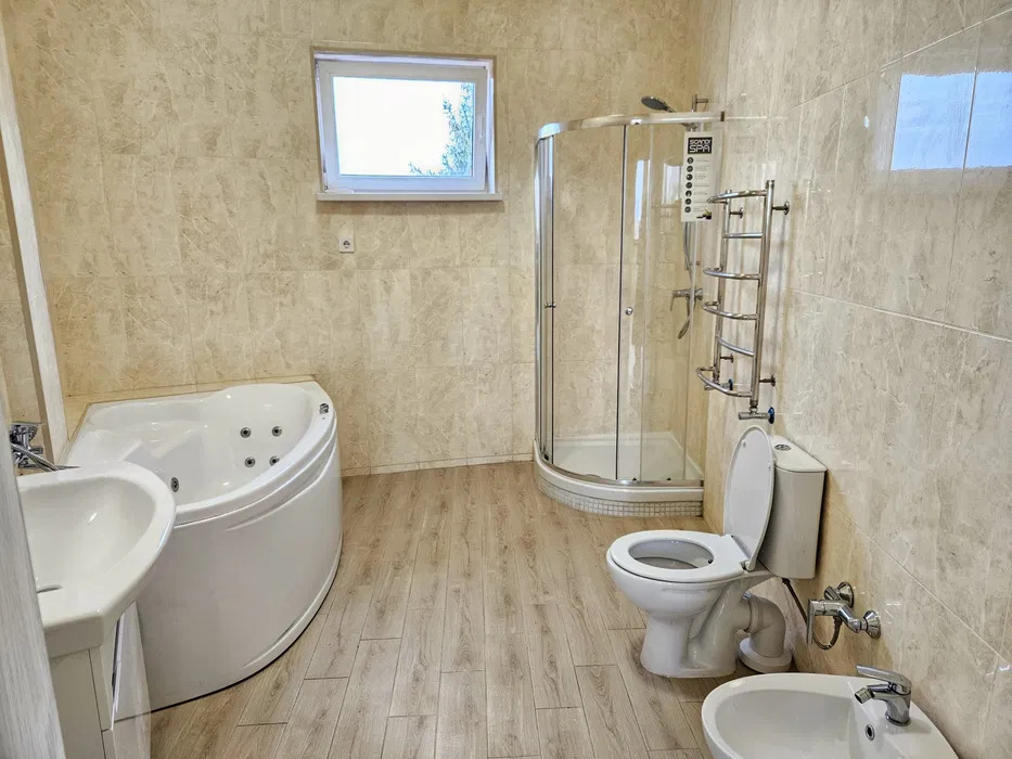 Аренда дома 550 м², Добрый Путь ул.