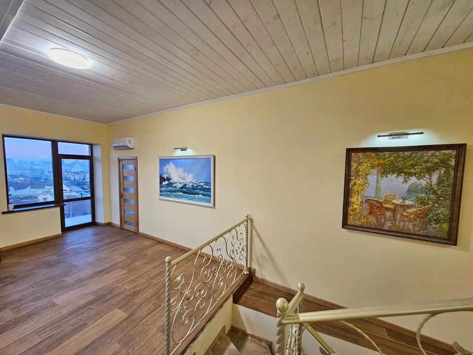 Аренда дома 550 м², Добрый Путь ул.