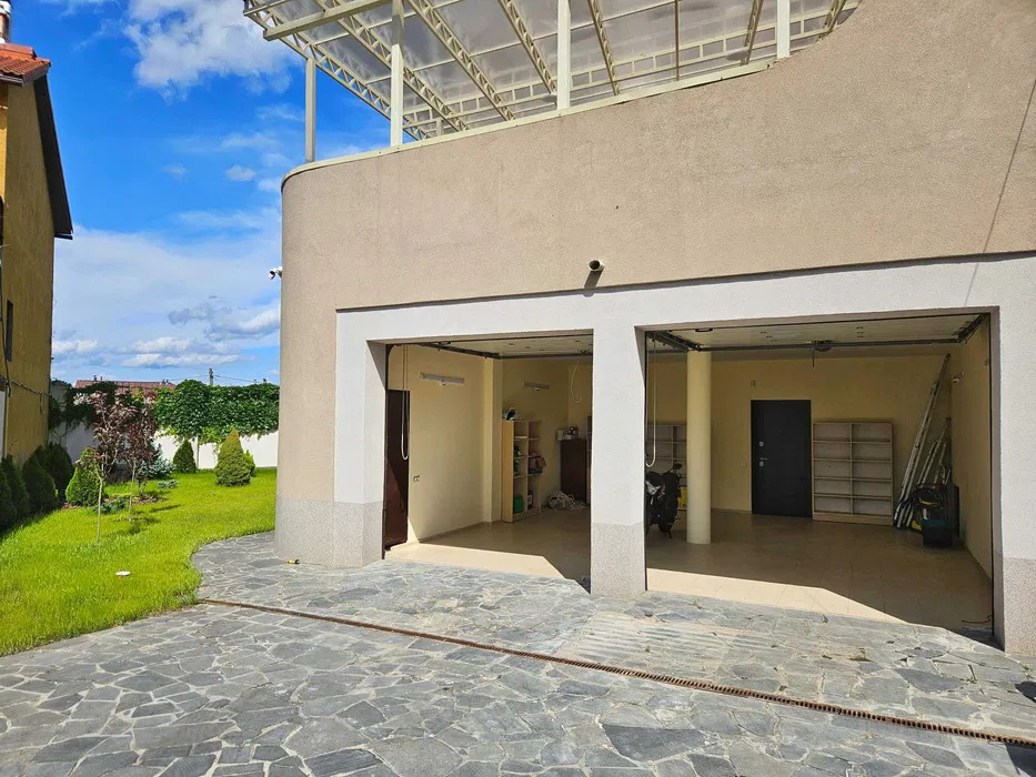 Аренда дома 550 м², Добрый Путь ул.
