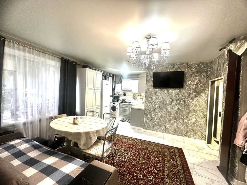 Продажа 2-комнатной квартиры 42 м²
