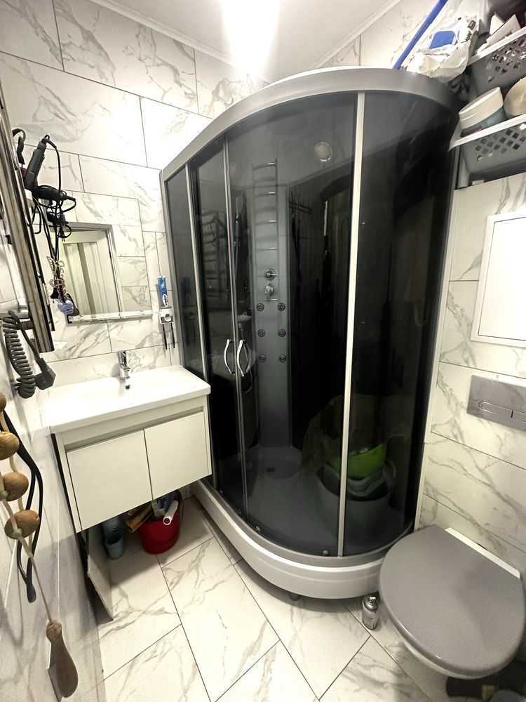 Продажа 2-комнатной квартиры 42 м²