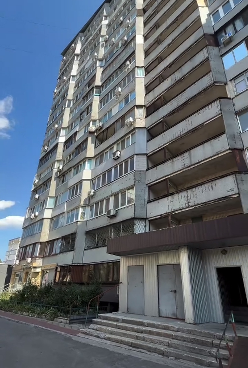 Продажа 2-комнатной квартиры 55 м², Маршала Малиновского ул., 44
