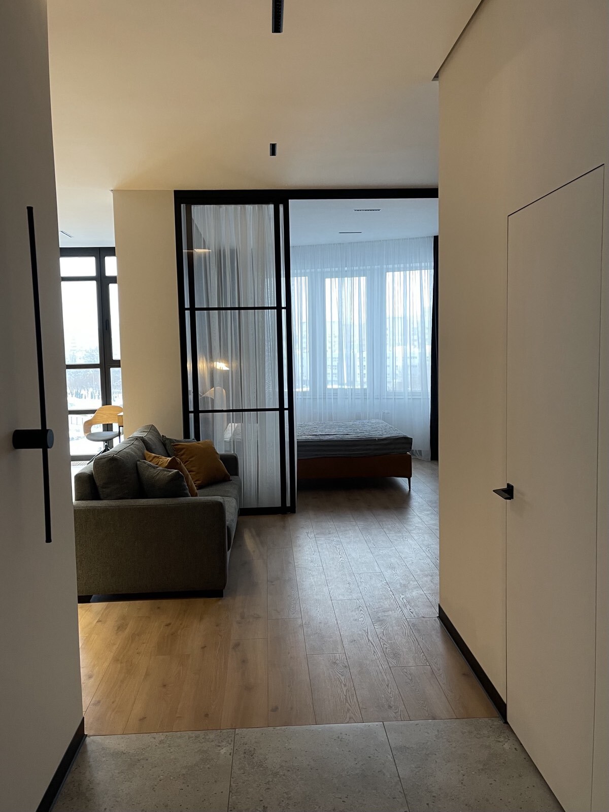 Оренда 1-кімнатної квартири 54 м², Микільсько-Слобідська вул., 3Б