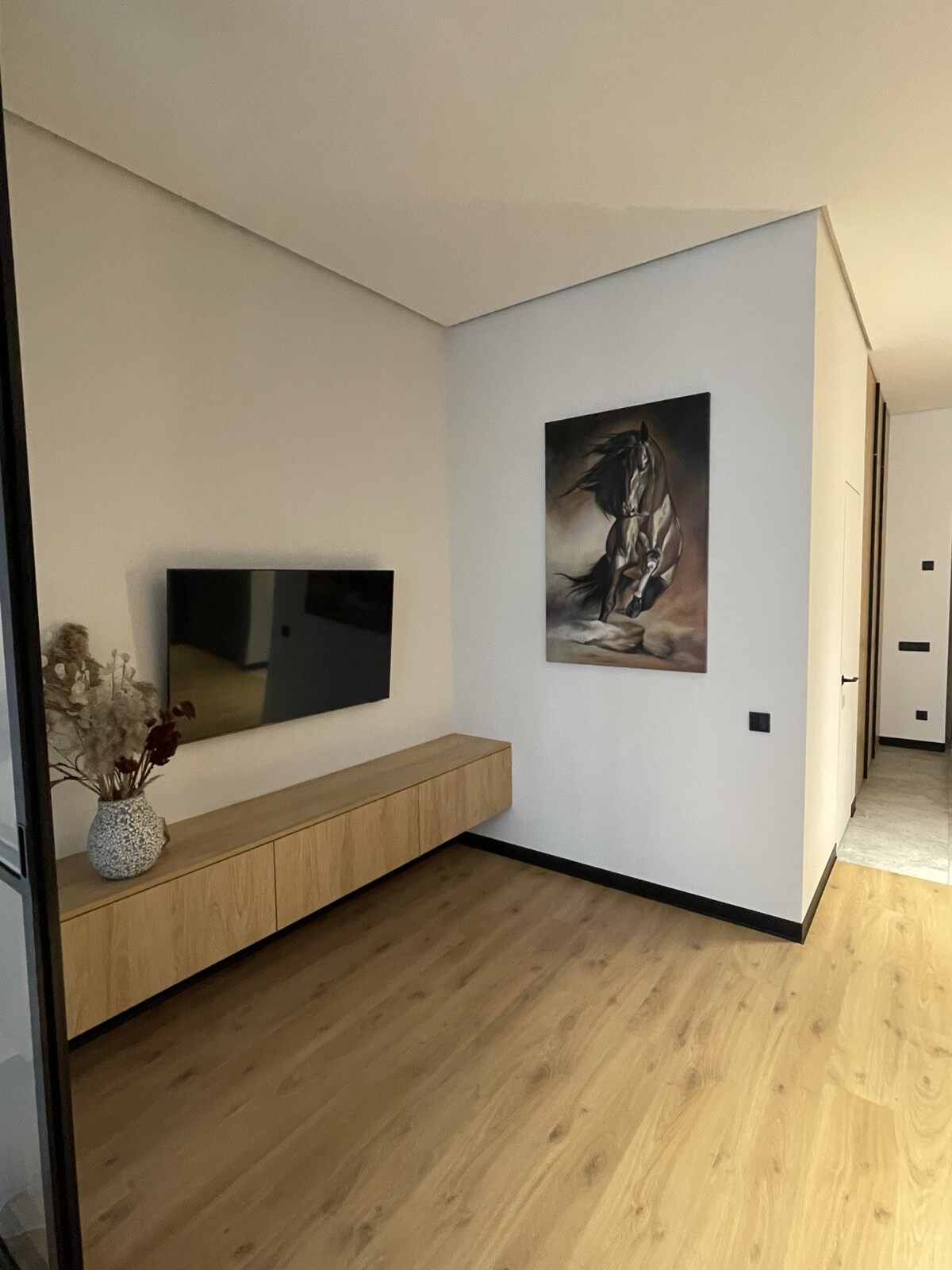 Оренда 1-кімнатної квартири 54 м², Микільсько-Слобідська вул., 3Б