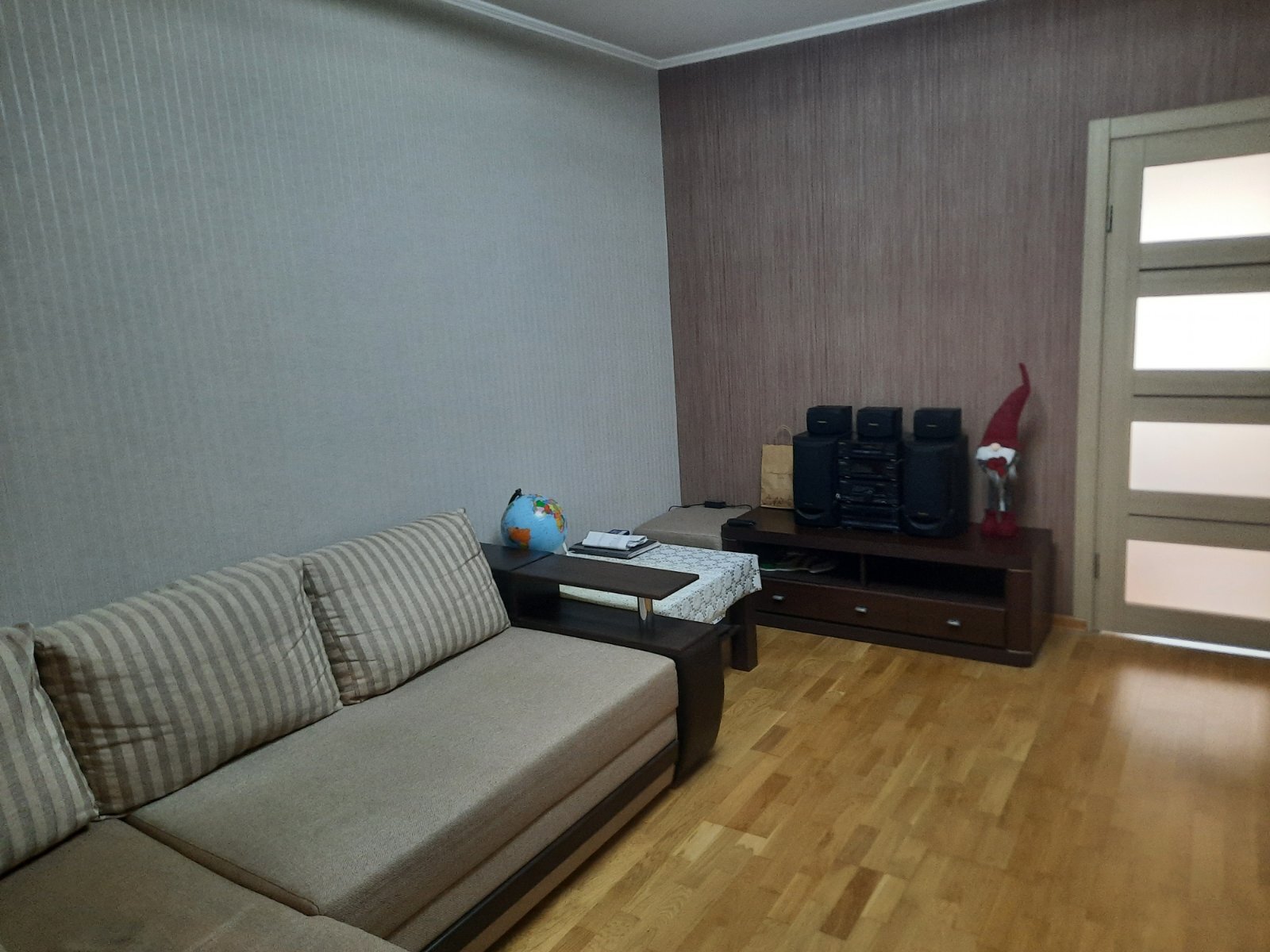 Продажа 1-комнатной квартиры 62 м²