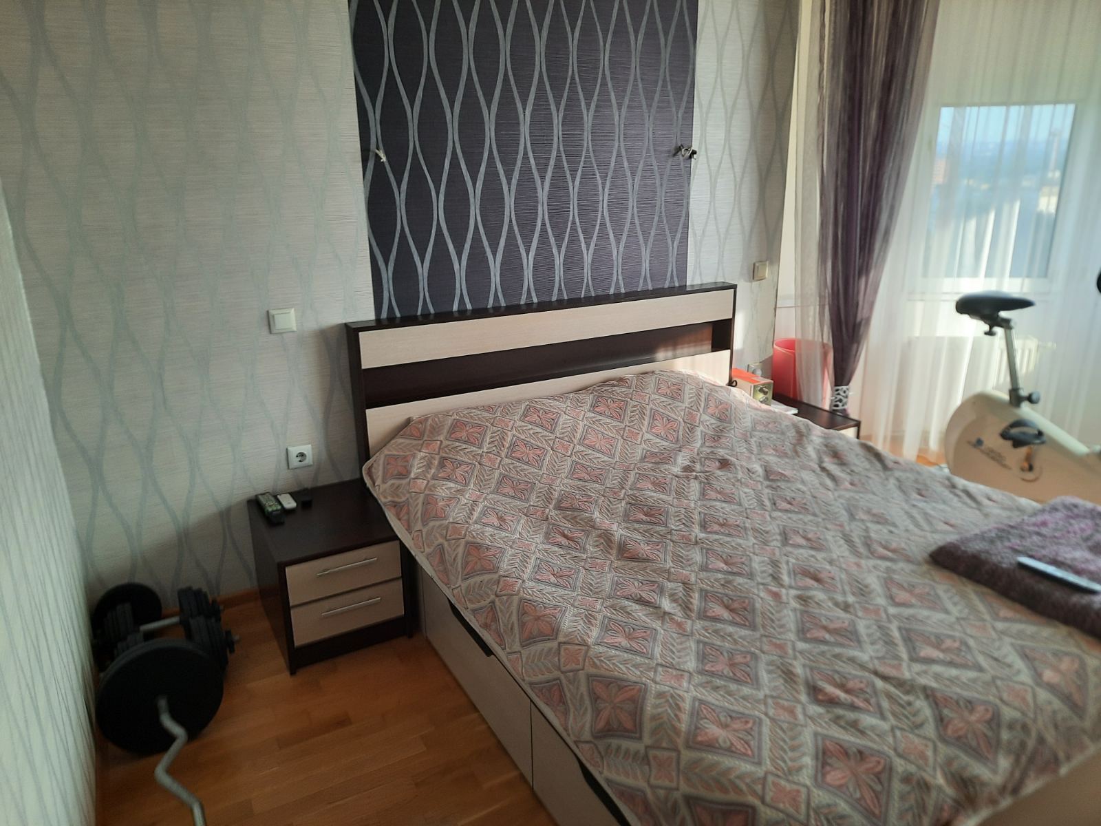 Продажа 1-комнатной квартиры 62 м²