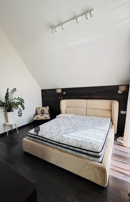 Оренда будинку 145 м², Ломоносова вул.
