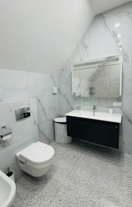 Оренда будинку 145 м², Ломоносова вул.