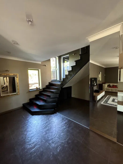 Оренда будинку 320 м², 117-а Садова вул.