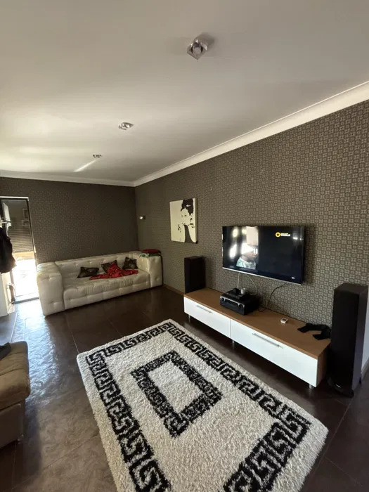 Оренда будинку 320 м², 117-а Садова вул.