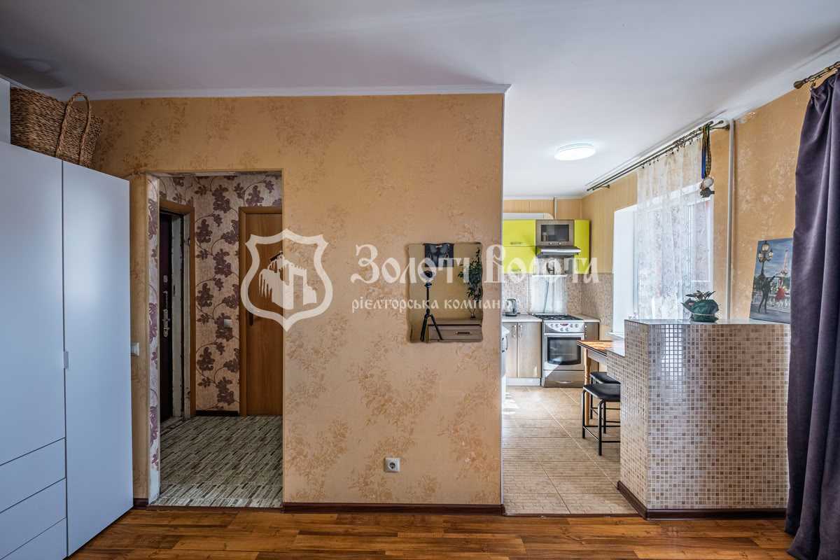 Продажа 1-комнатной квартиры 28 м², Жолудева ул., 1
