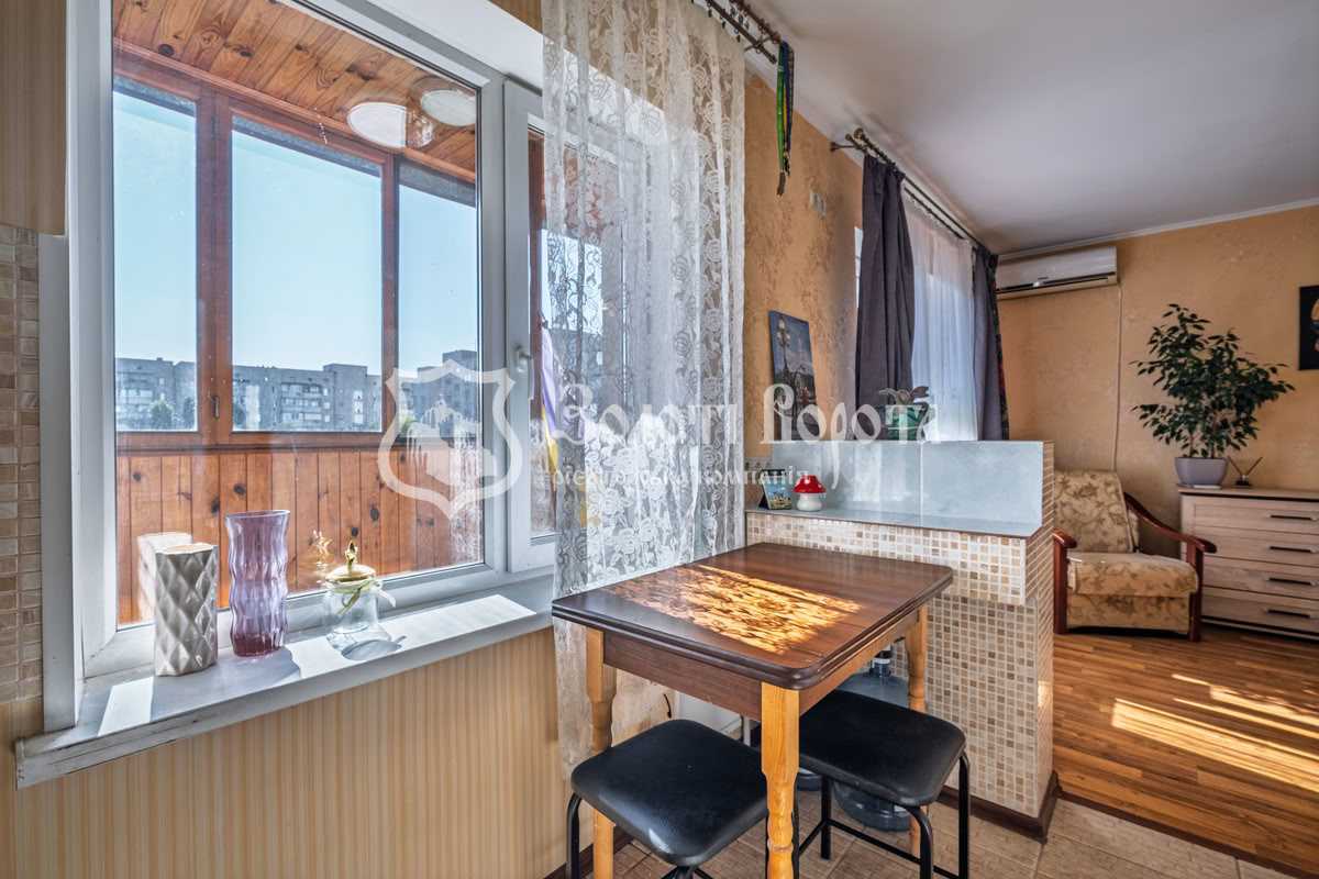 Продажа 1-комнатной квартиры 28 м², Жолудева ул., 1