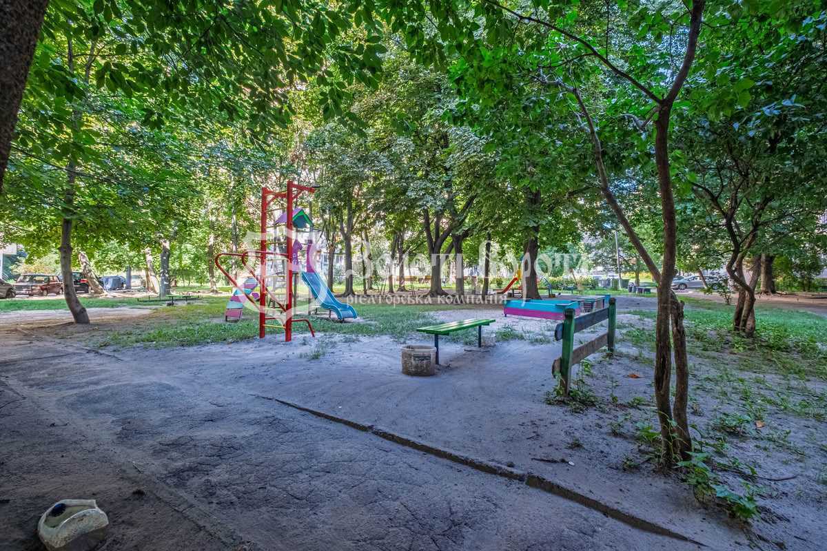 Продажа 1-комнатной квартиры 28 м², Жолудева ул., 1