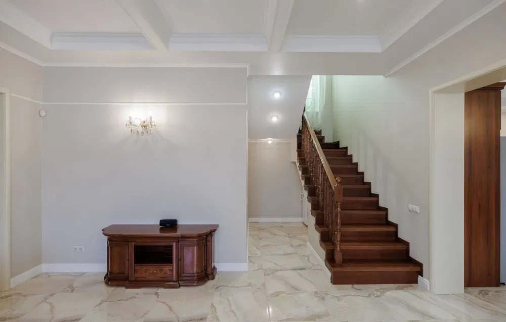 Аренда дома 245 м², Корчеватский пер.