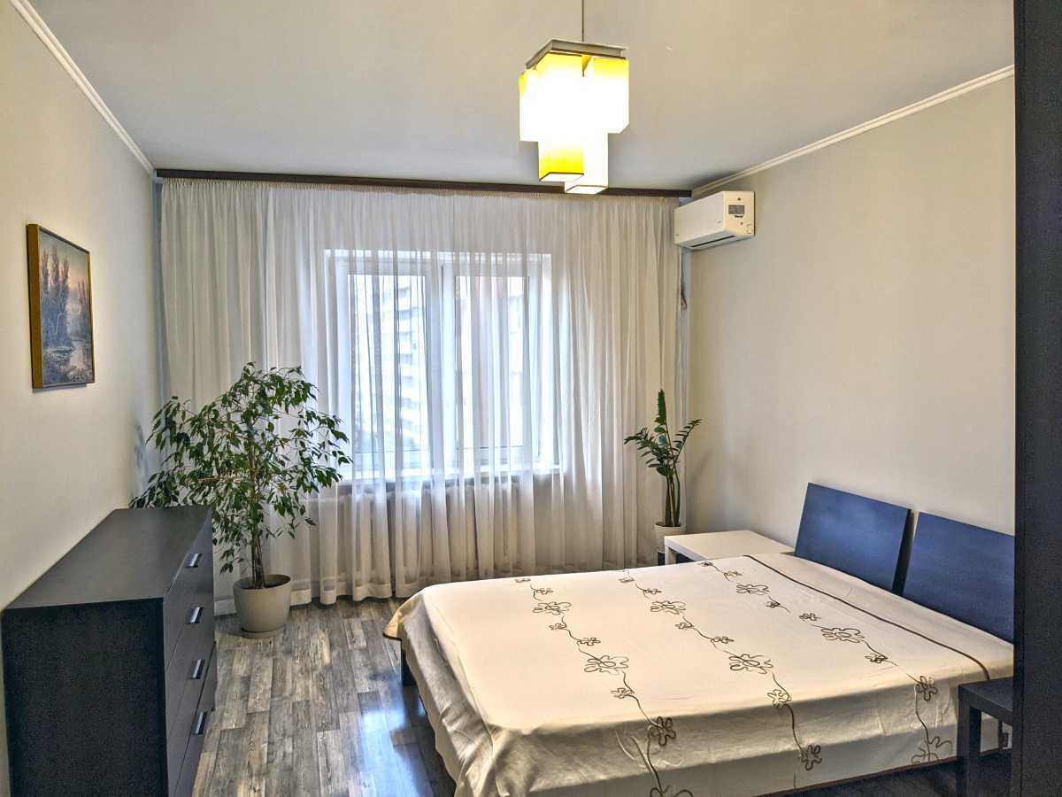 Продажа 3-комнатной квартиры 98 м², Елены Пчилки ул., 2Б