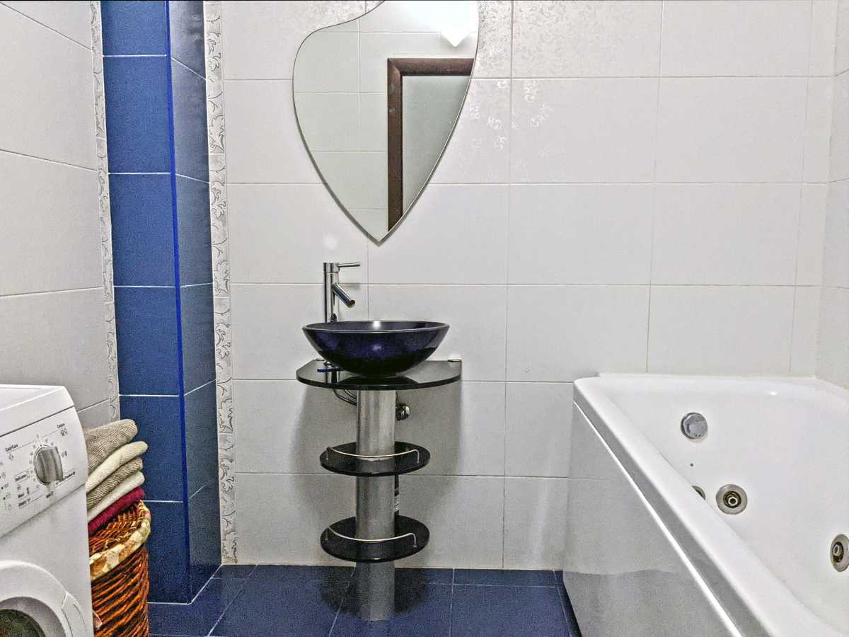 Продажа 3-комнатной квартиры 98 м², Елены Пчилки ул., 2Б