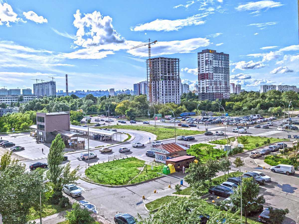 Продажа 3-комнатной квартиры 98 м², Елены Пчилки ул., 2Б