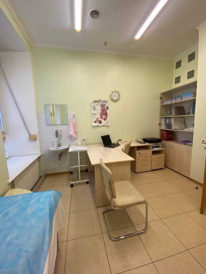 Оренда приміщення вільного призначення 241.4 м², Січових Стрільців вул., 42