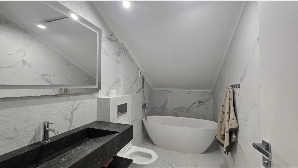 Оренда будинку 250 м², Жулянська вул.
