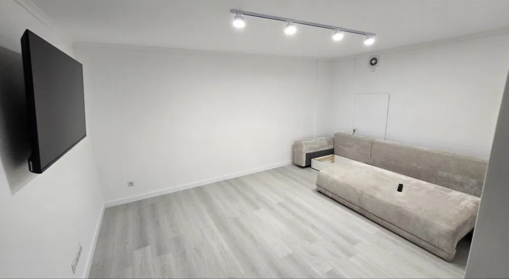 Оренда будинку 250 м², Жулянська вул.