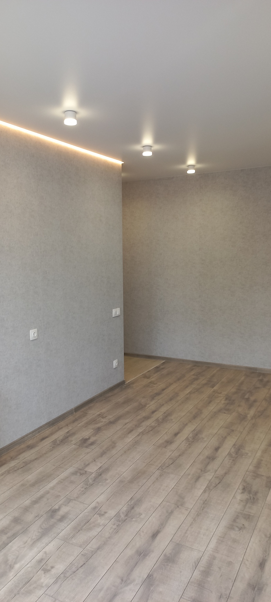 Продажа 3-комнатной квартиры 51.9 м², Большая Васильковская ул., 114