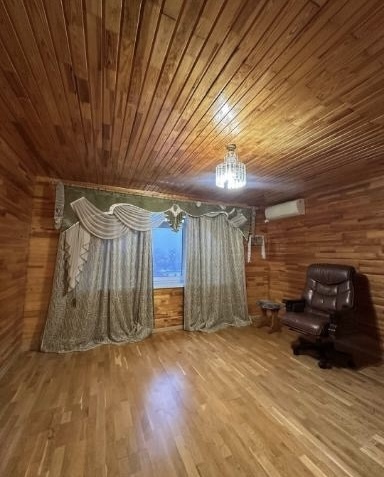 Оренда котеджу 255 м², Дорогожицька вул.