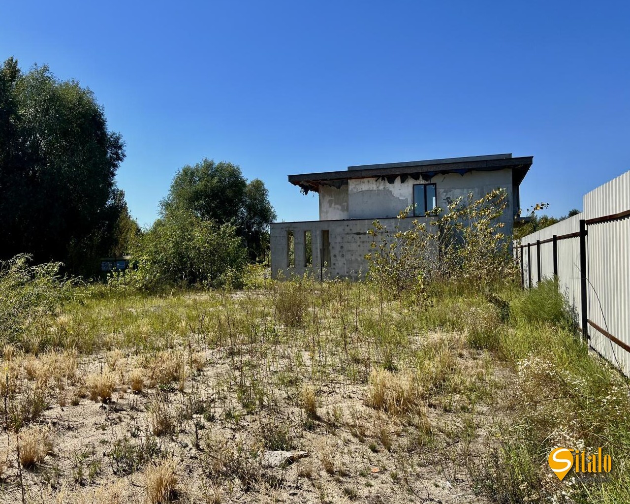 Продаж ділянки під індивідуальне житлове будівництво 6 соток, 160-а Садова вул.