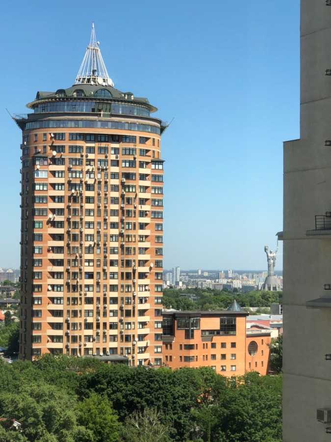Оренда приміщення вільного призначення 164 м², Щорса, 44А