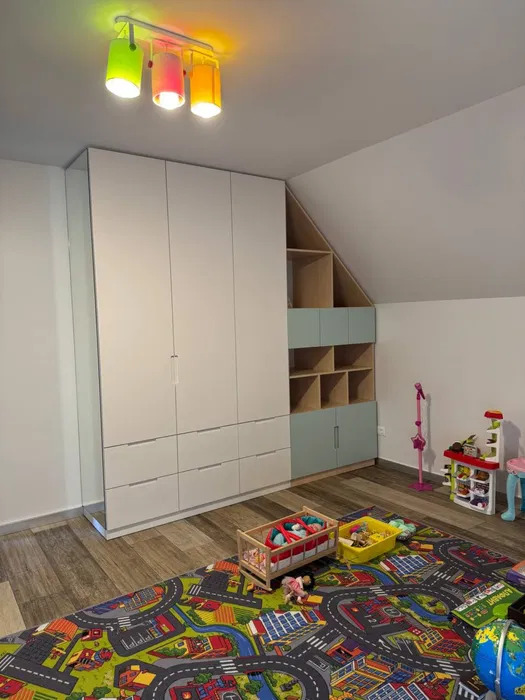 Оренда будинку 220 м²