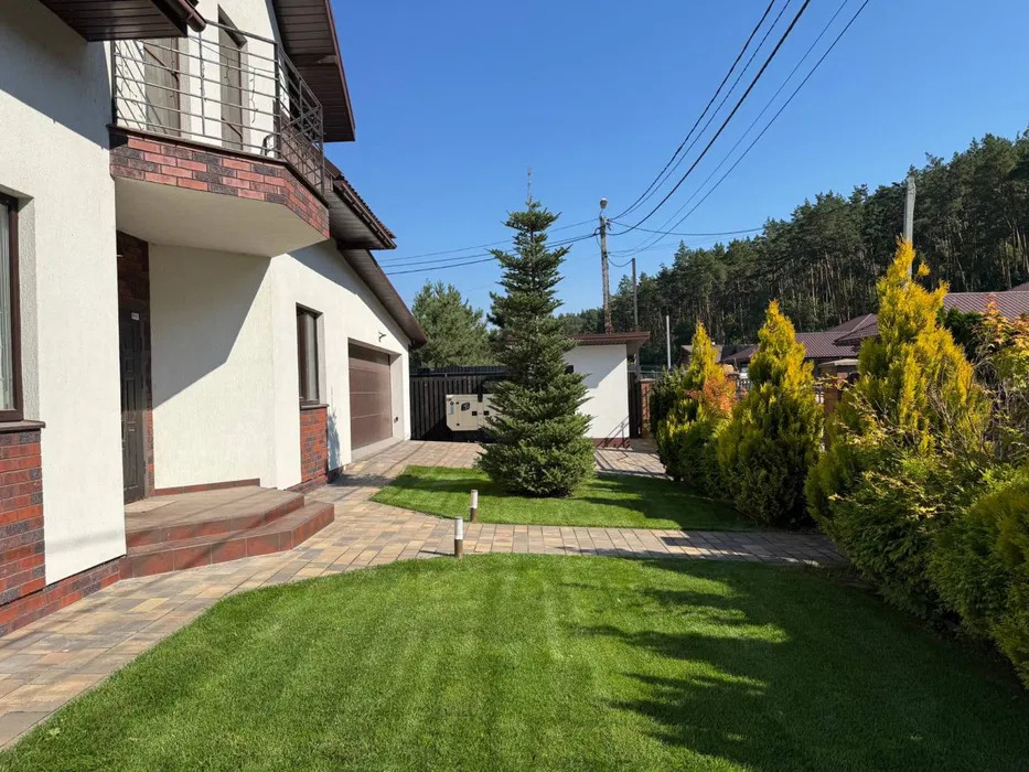 Оренда будинку 220 м²