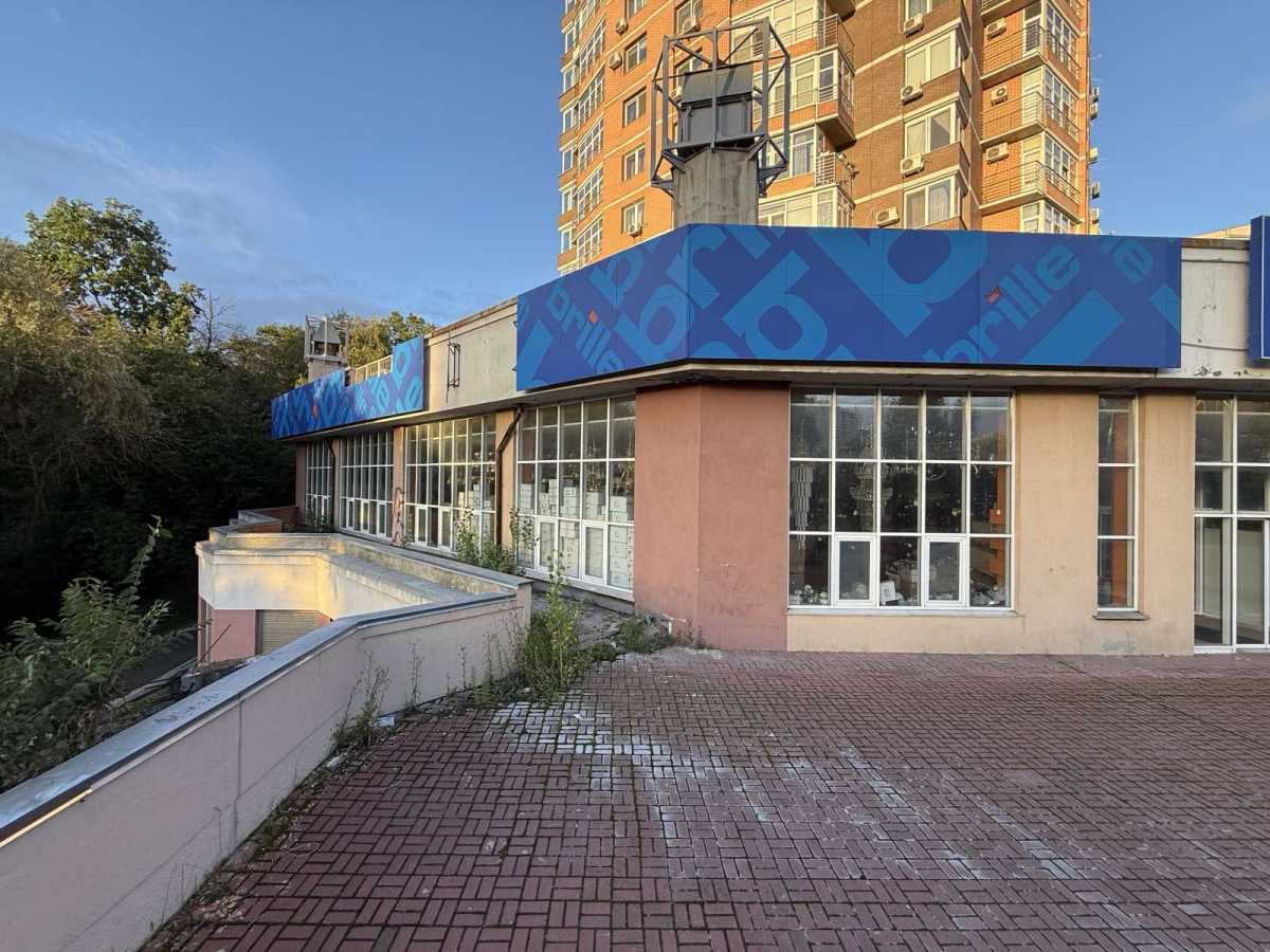 Оренда приміщення вільного призначення 1000 м², Чоколівський бул.