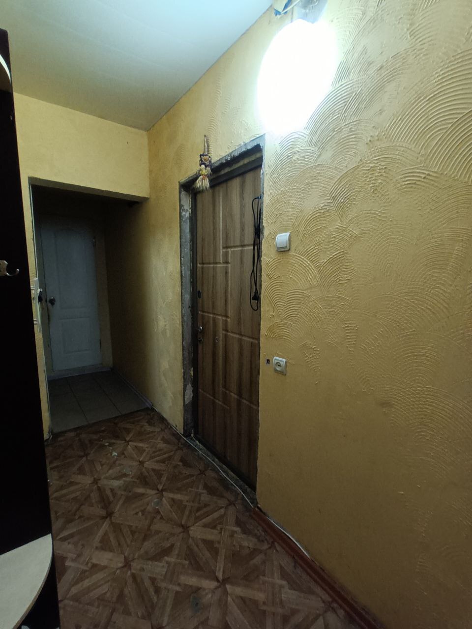 Продажа 3-комнатной квартиры 67 м², Тракторостроителей просп., 150