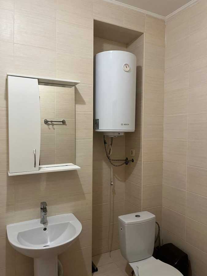 Продажа 1-комнатной квартиры 36.5 м², Михаила Максимовича ул., 26