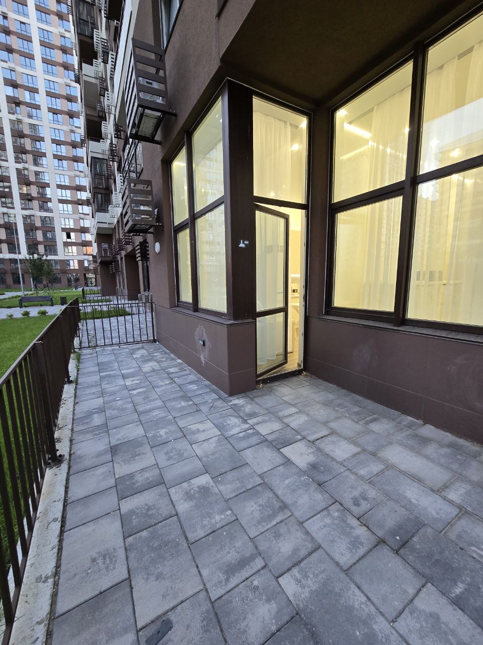 1-комнатная квартира посуточно 53.4 м², Александра Олеся ул., 9