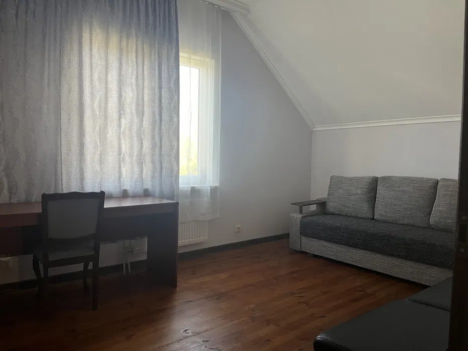 Оренда будинку 130 м², 7-а Абрикосова вул.