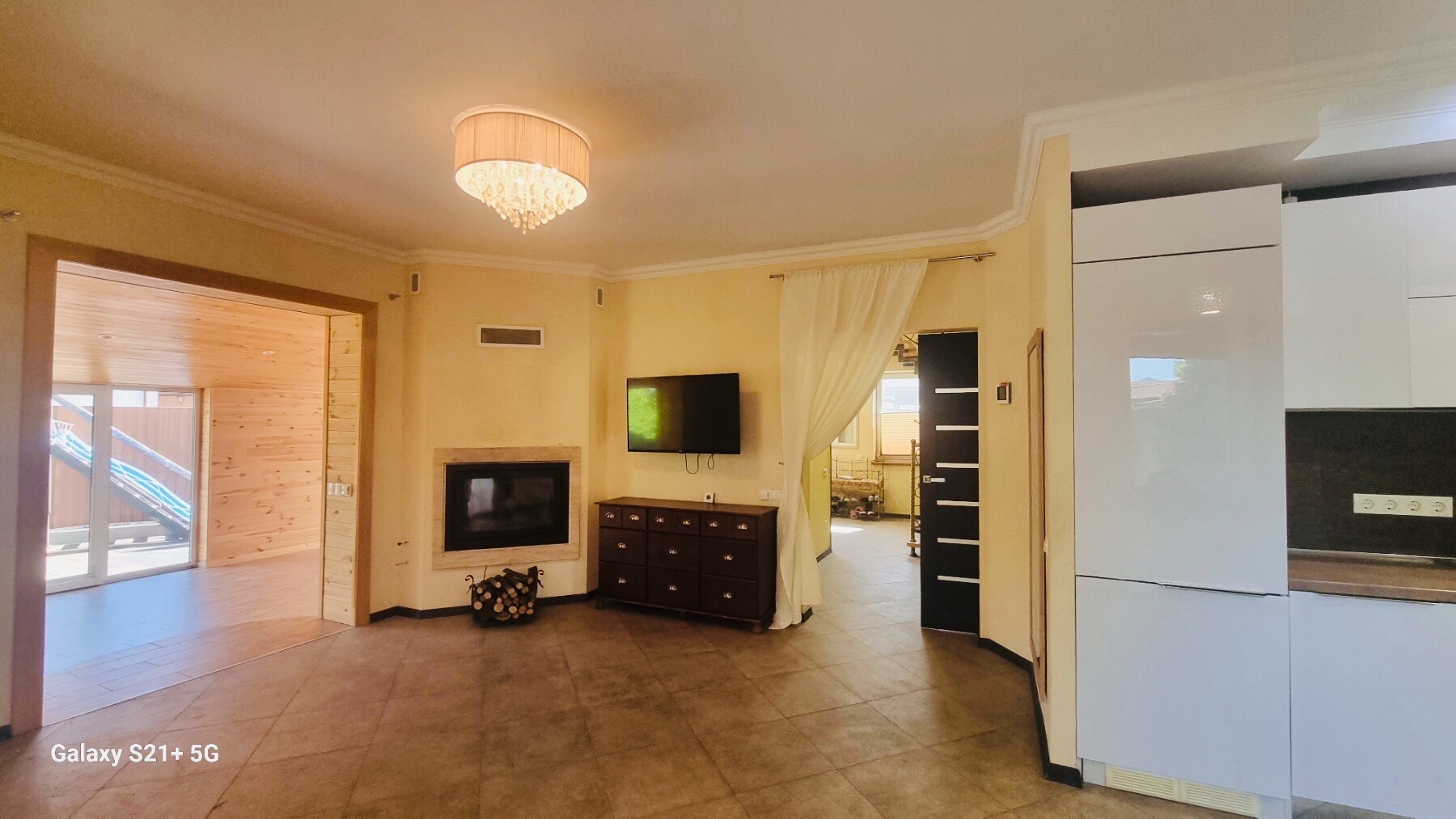 Продаж будинку 220 м²