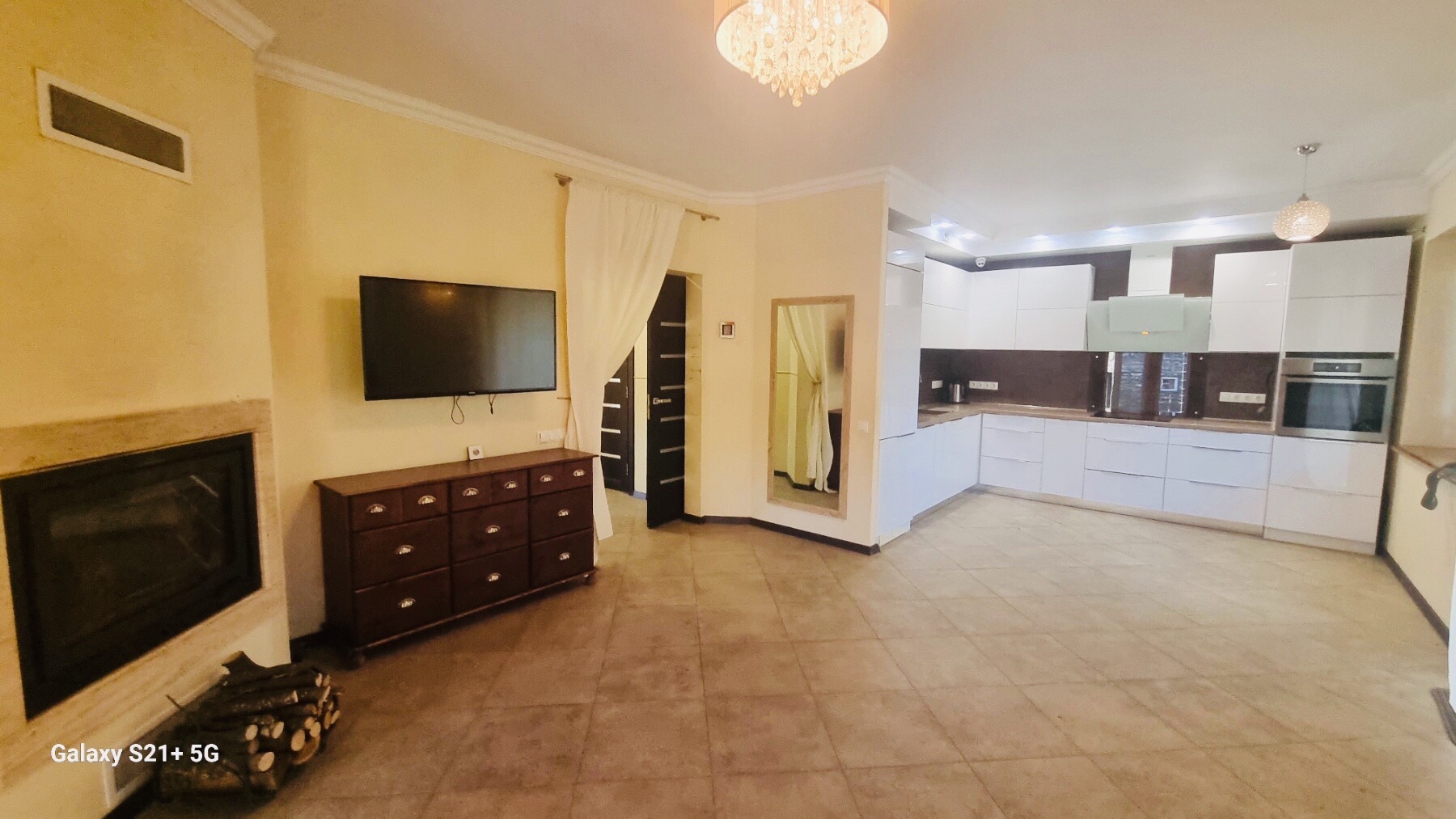 Продаж будинку 220 м²