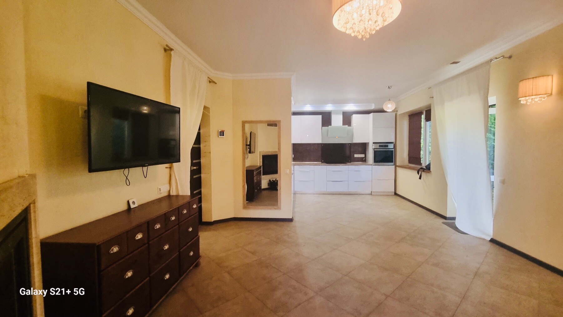 Продаж будинку 220 м²