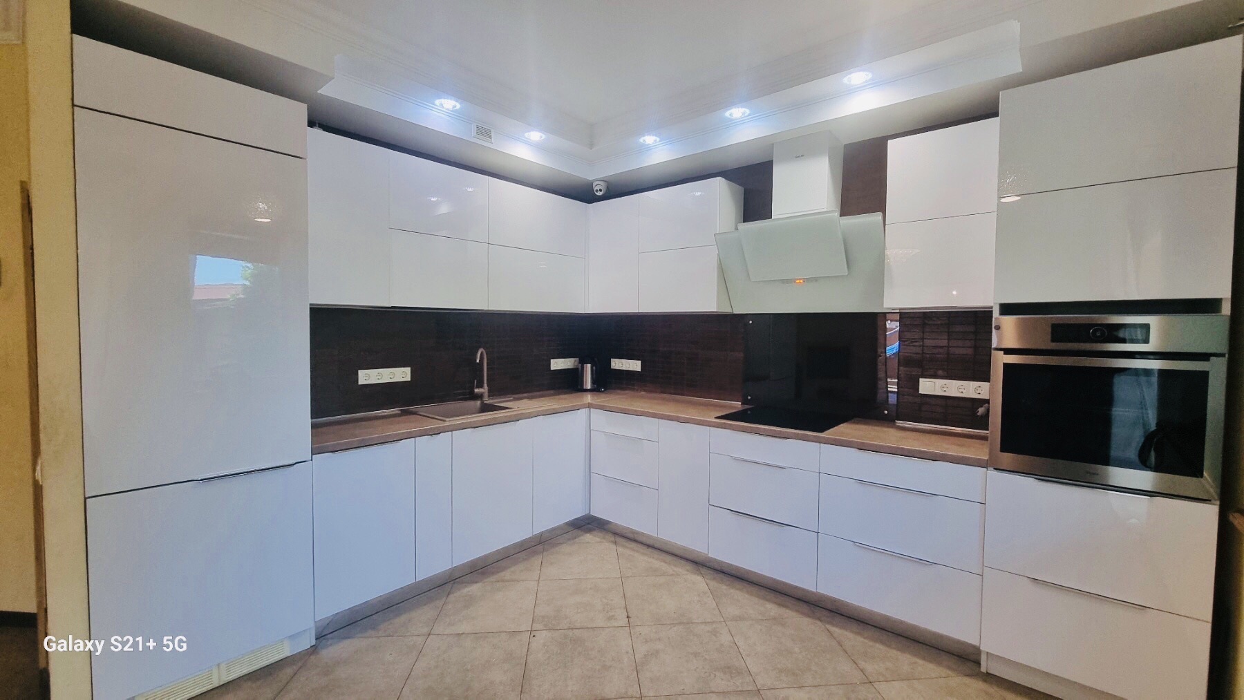 Продаж будинку 220 м²