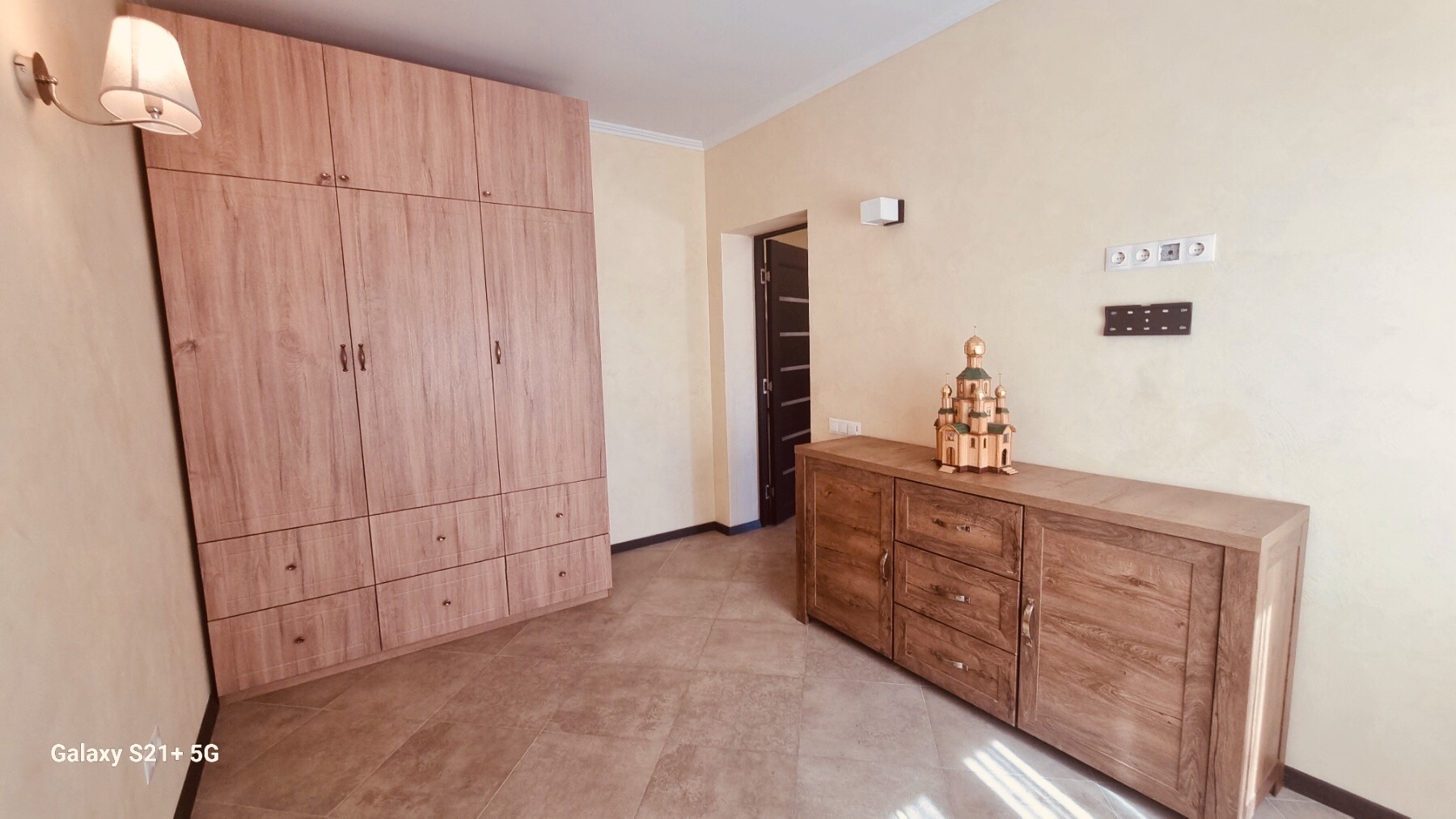 Продаж будинку 220 м²