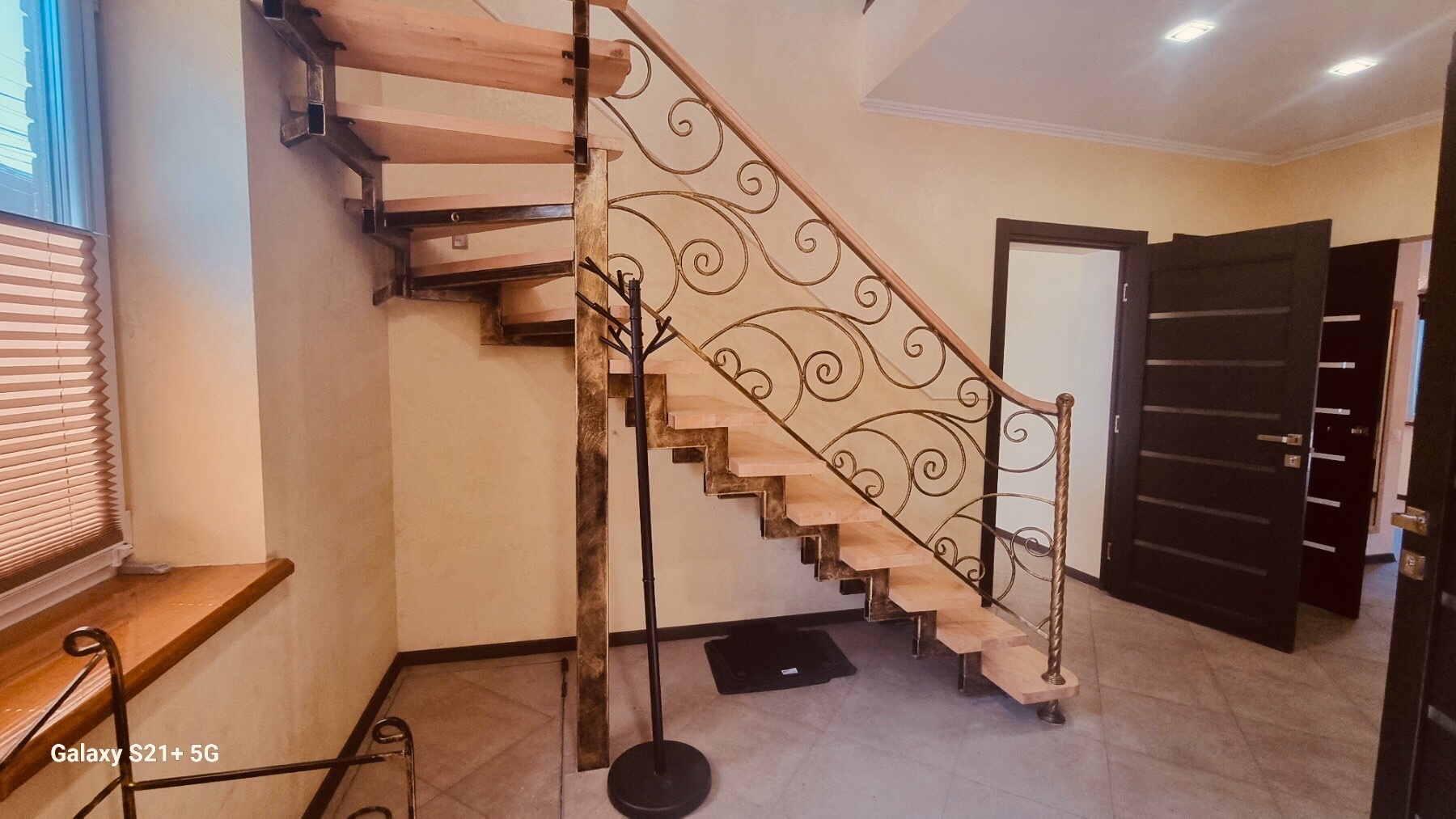 Продаж будинку 220 м²