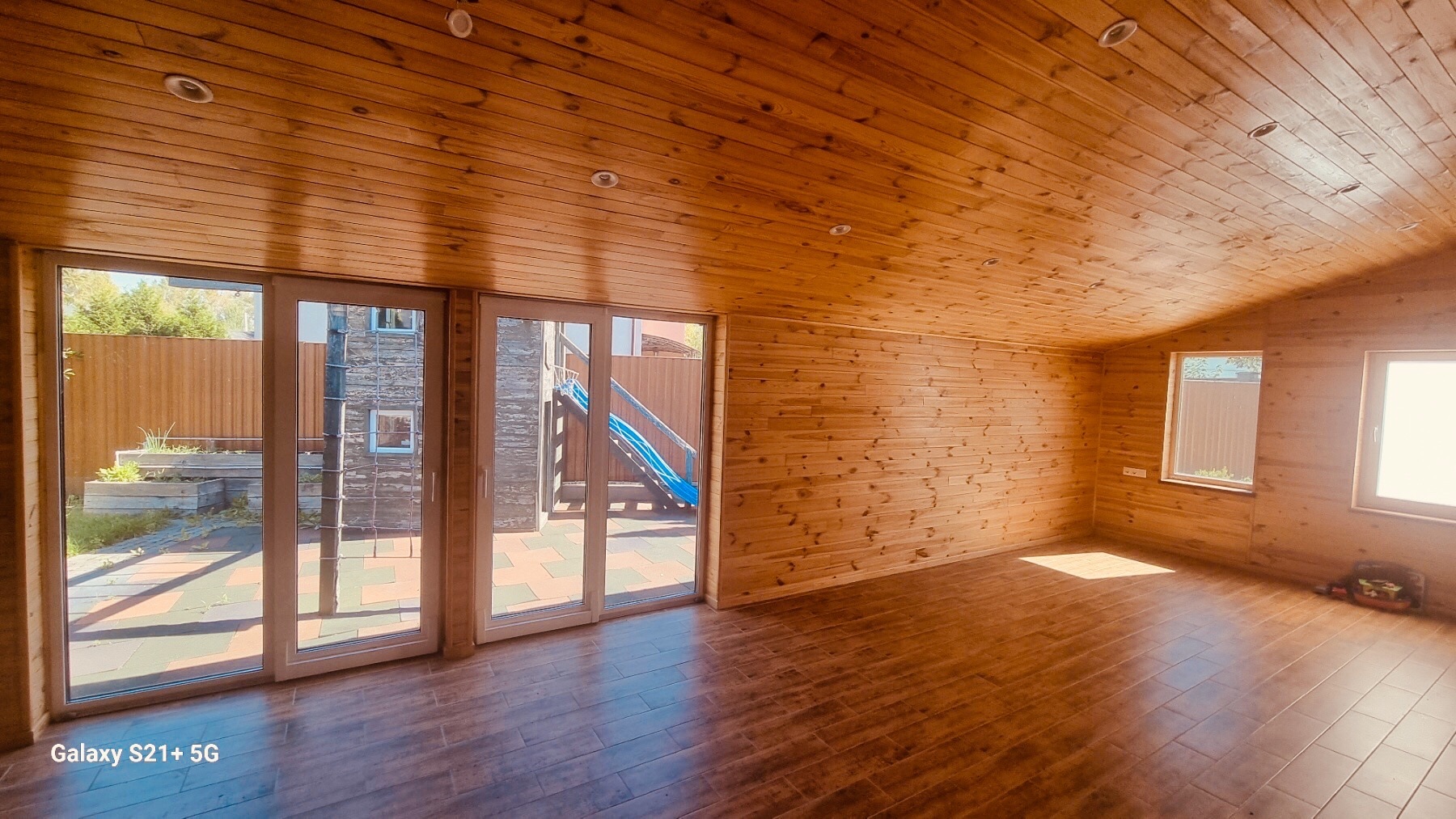 Продаж будинку 220 м²