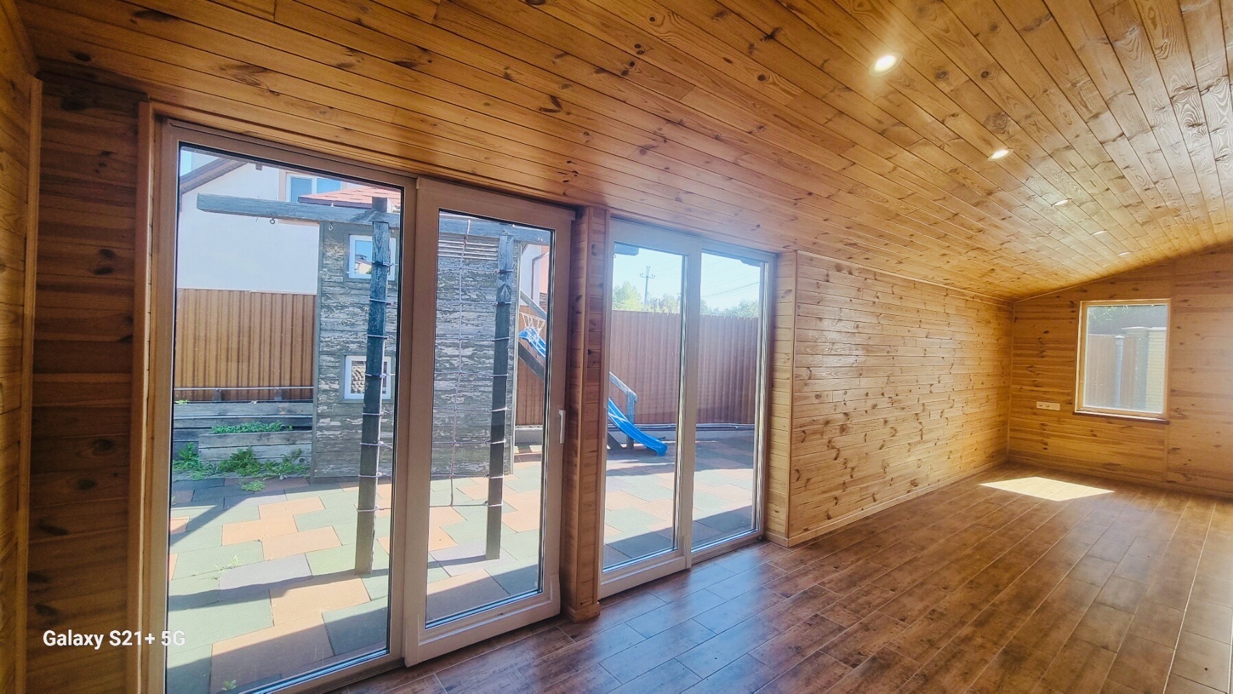 Продаж будинку 220 м²