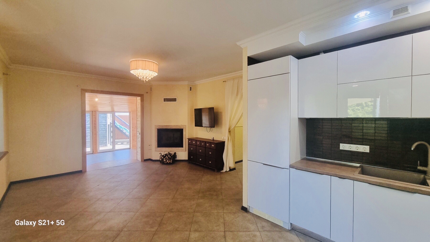 Продаж будинку 220 м²