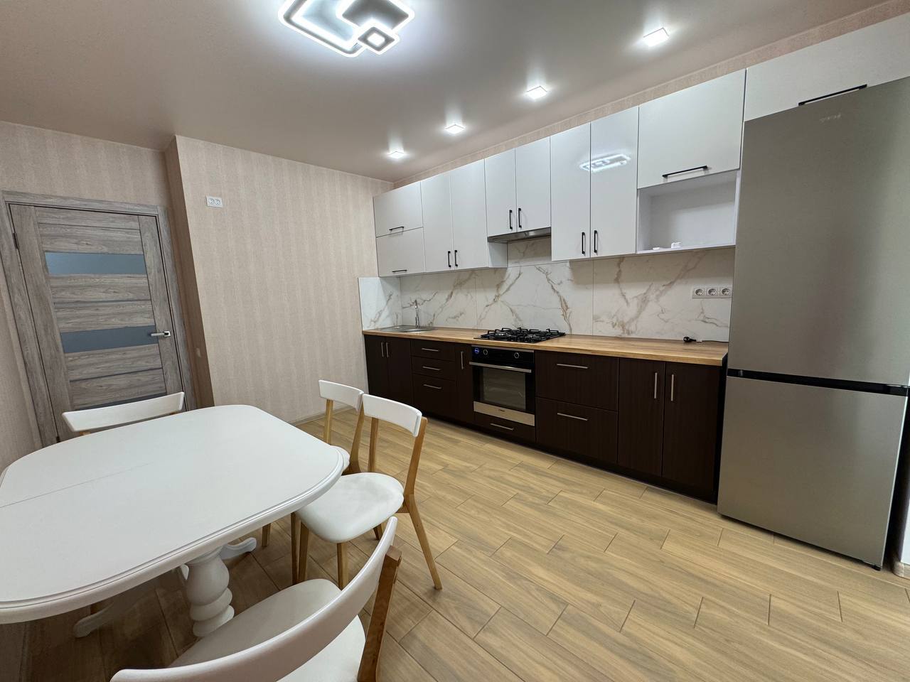Продаж 1-кімнатної квартири 48.4 м², Сімейна, 5