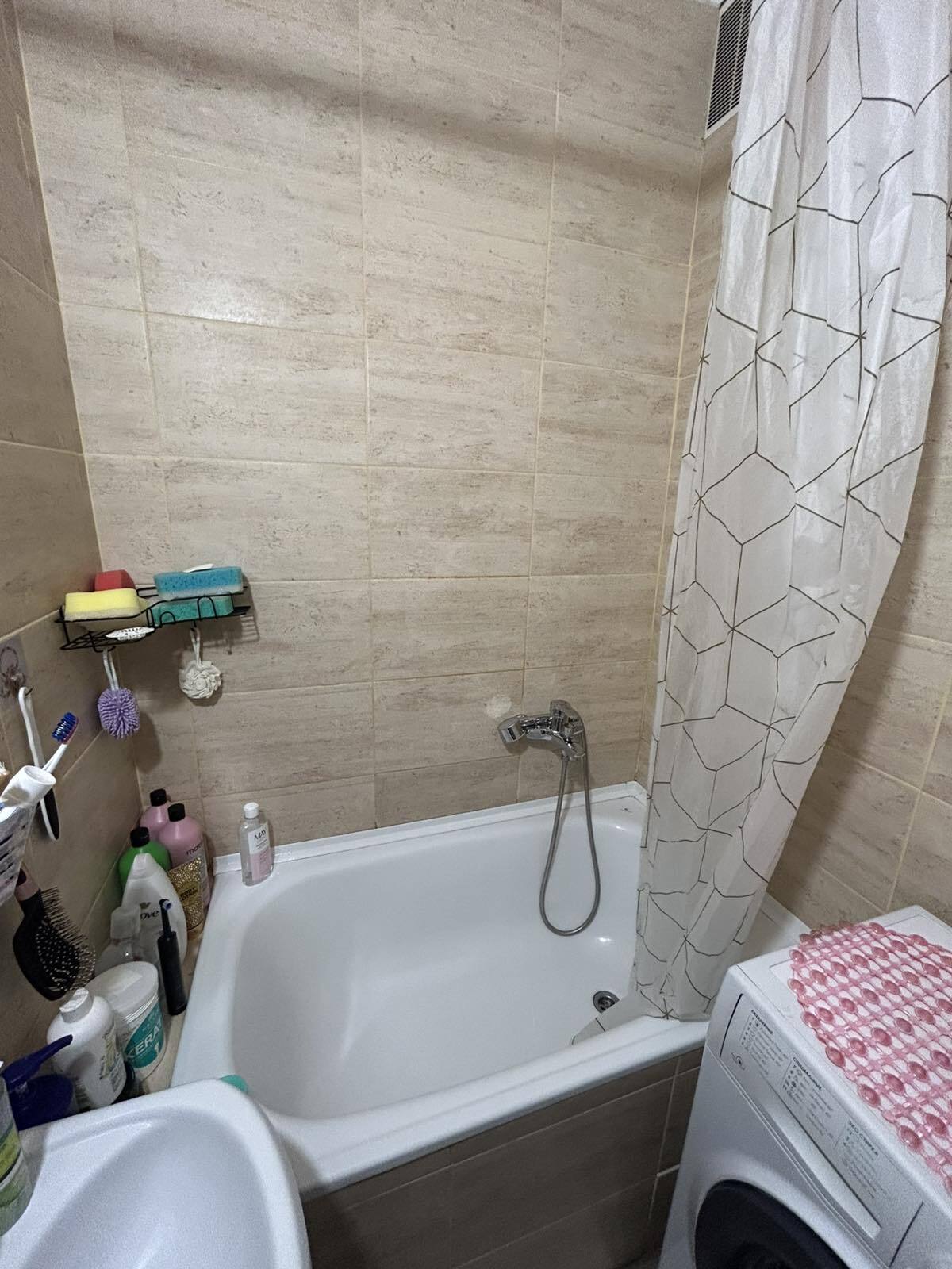 Продажа 3-комнатной квартиры 65 м², Вячеслава Черновола ул.